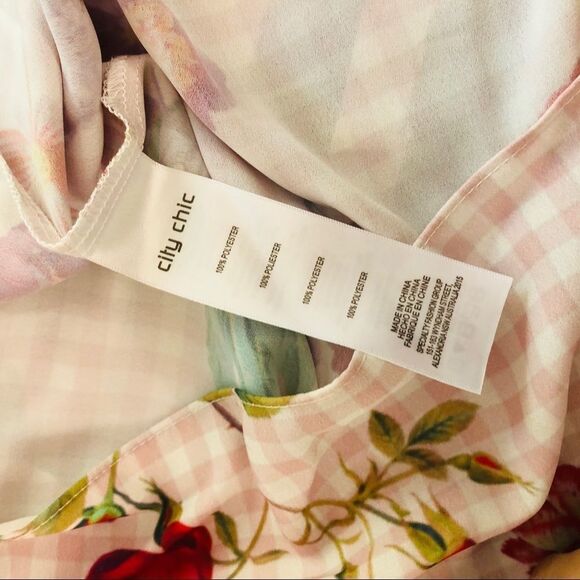 🔥5 for $25🔥 City chic spring blooms pink gingham floral blouse - Picture 9 of 11